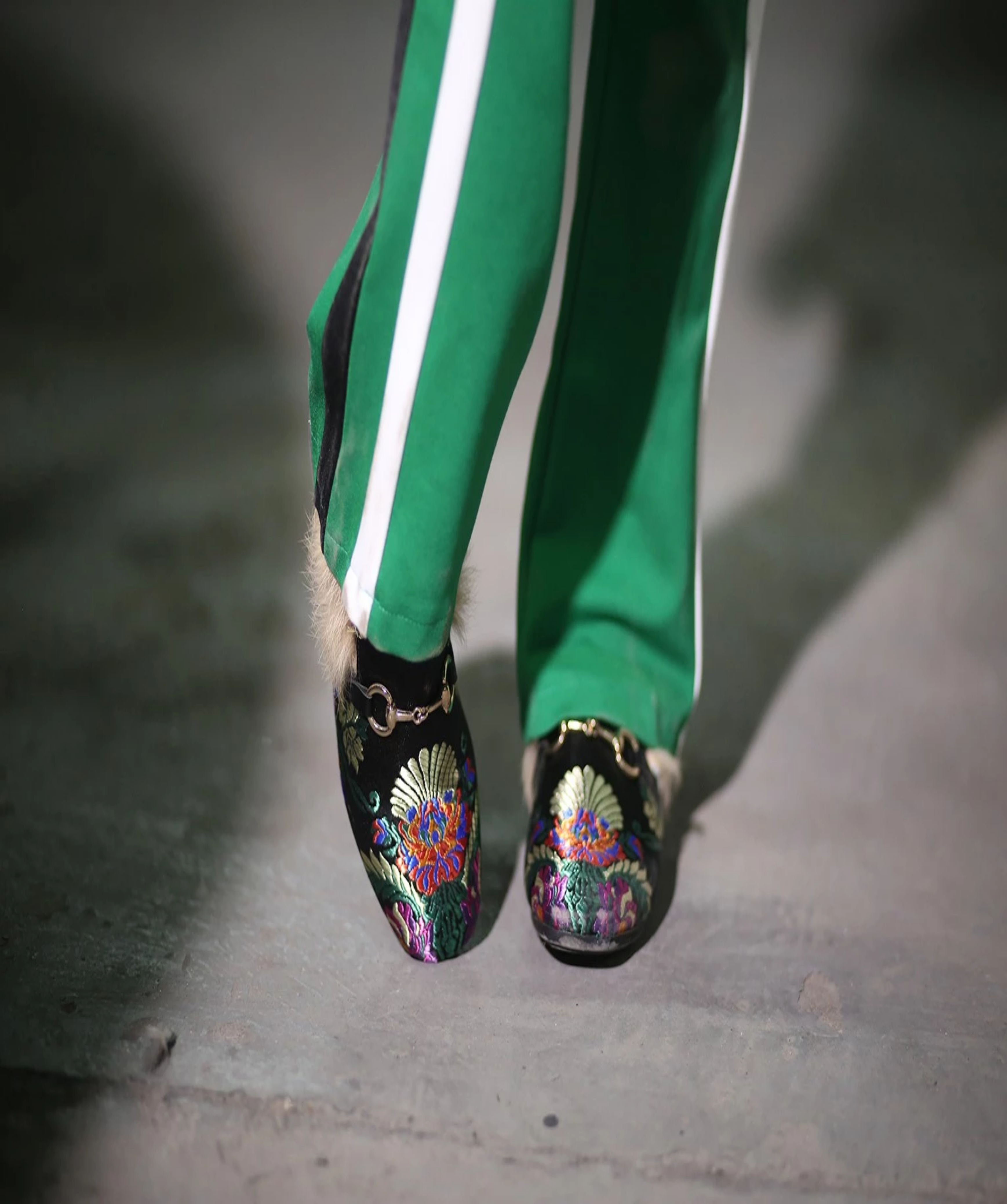 GIRLS SHOES حذاء