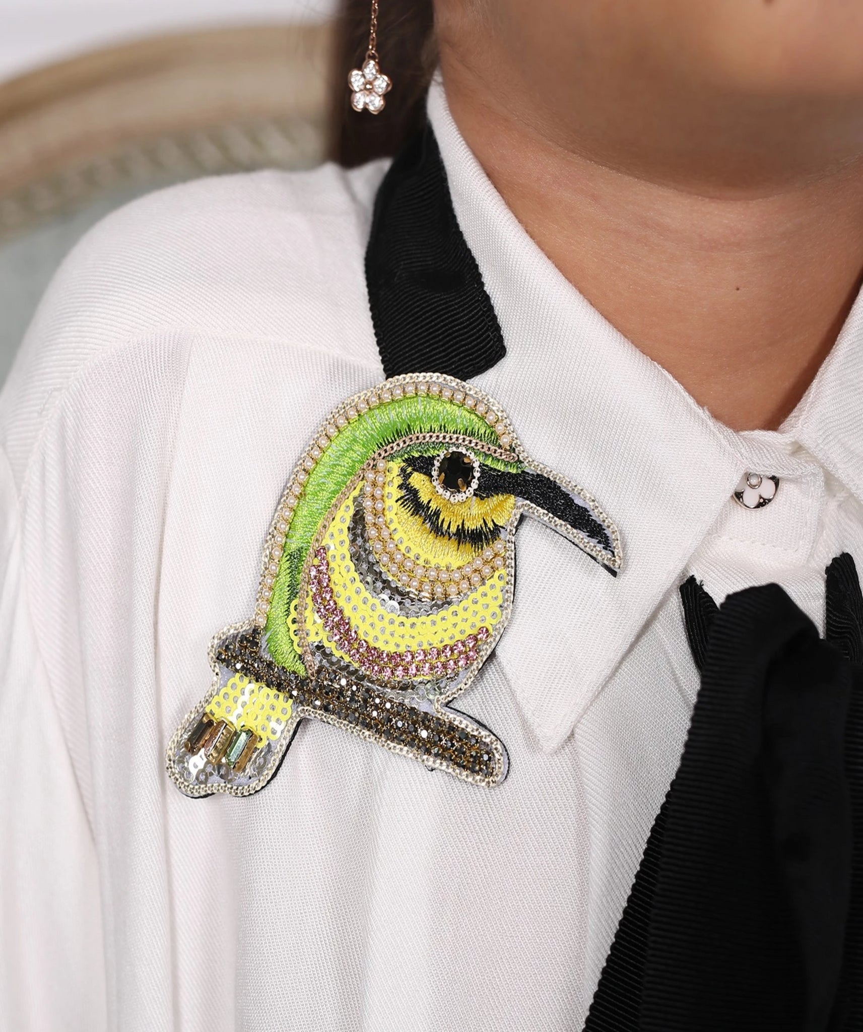 GIRL BROOCH بروش