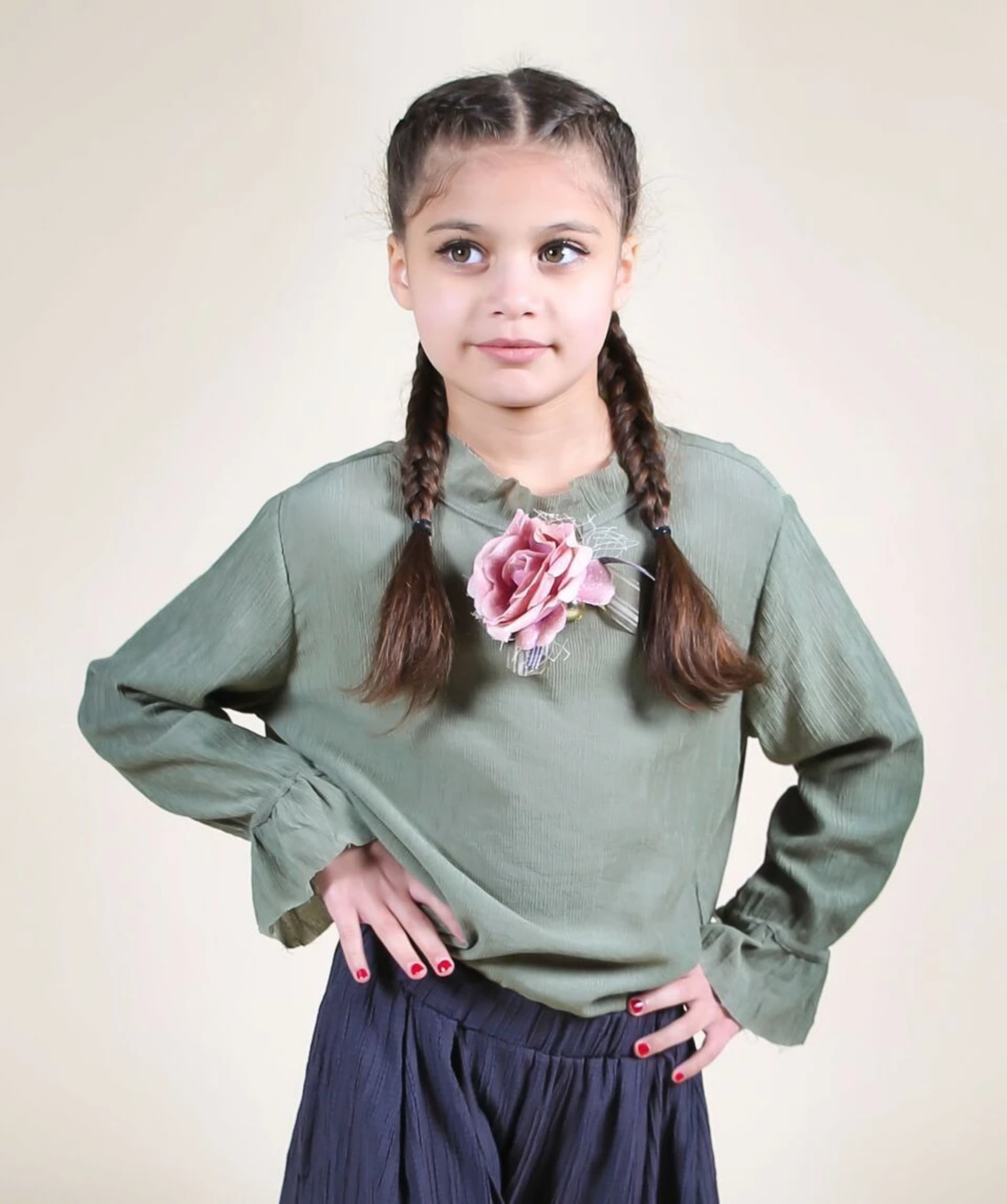 GIRLS SWEATER