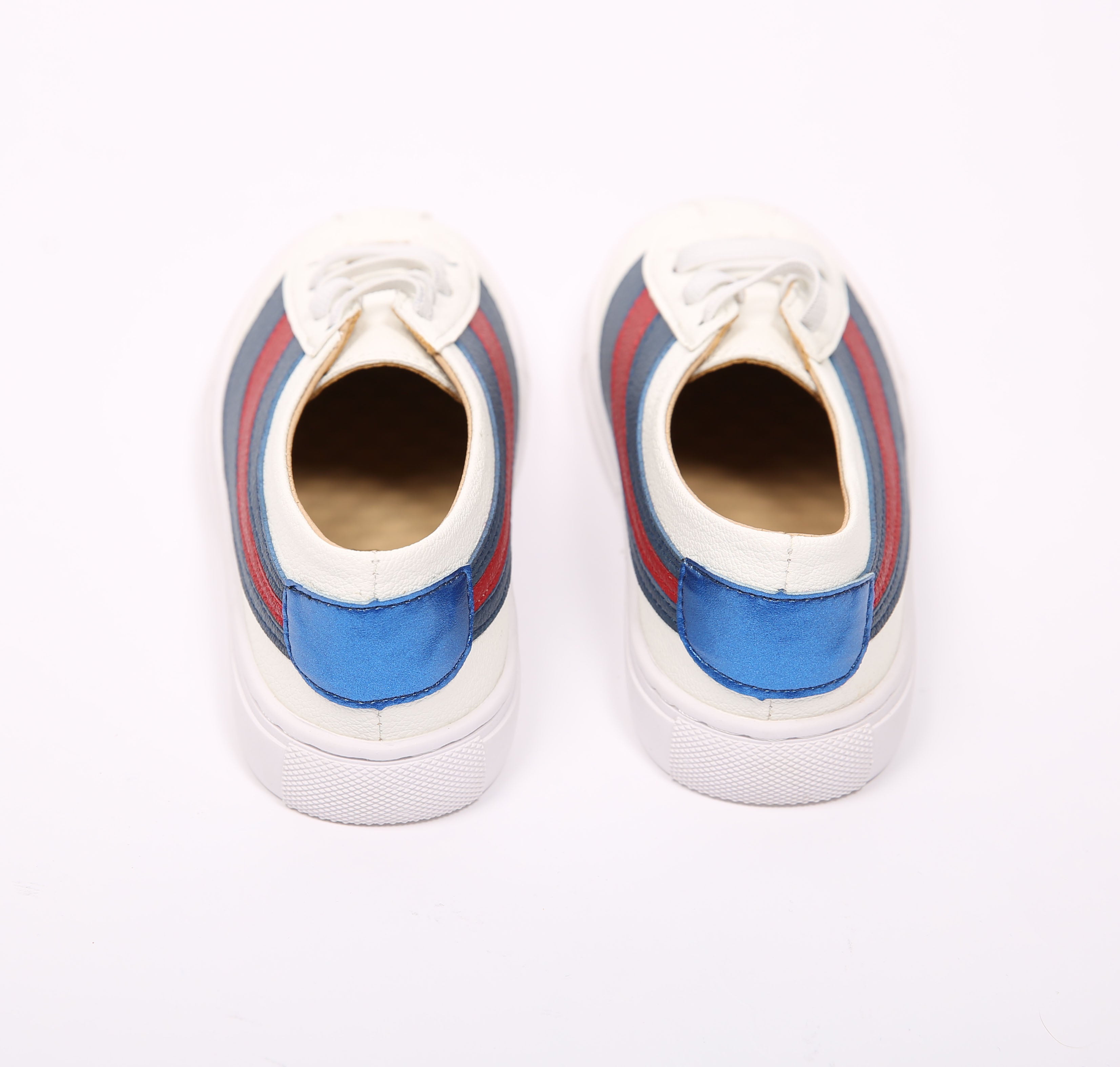 SHOES حذاء