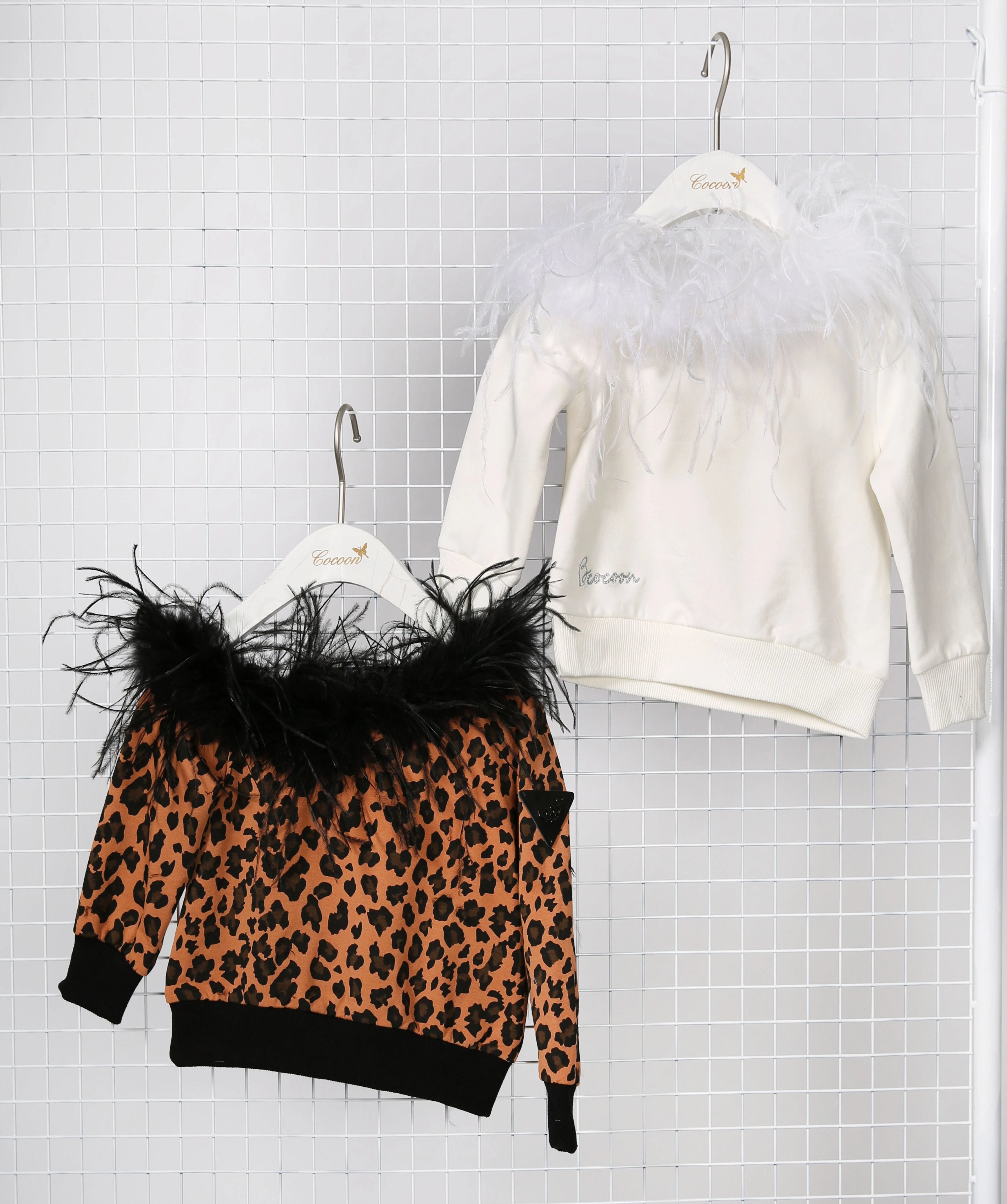GIRL SWEATER بلوزة