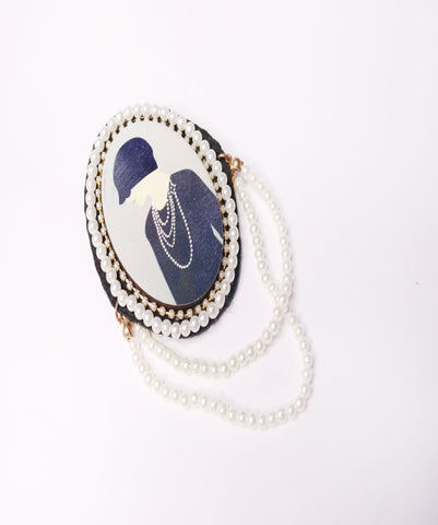 GIRL BROOCH بروش