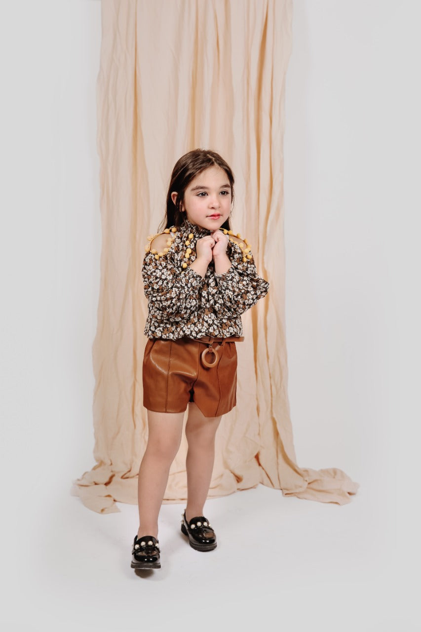 GIRL SHORT شورت بناتي